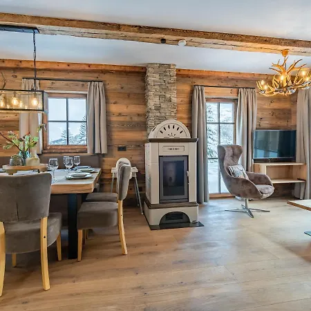 Chalet Paul & Petra Σαλέ *